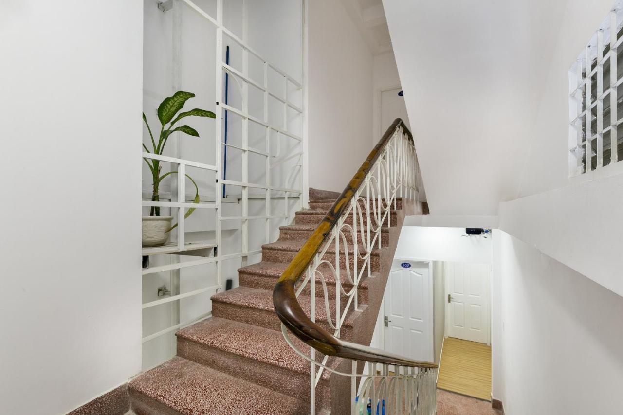 Oyo 414 Saigon Home Ho-Chi-Minh-Stadt Exterior foto
